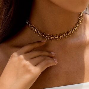 18K Gold Plated Floral Choker Necklace | Waterproof Jewelry